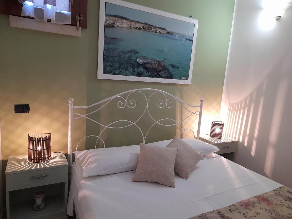 Casa Vacanza Augusto อุจจาโน ลาเคียซา ภายนอก รูปภาพ