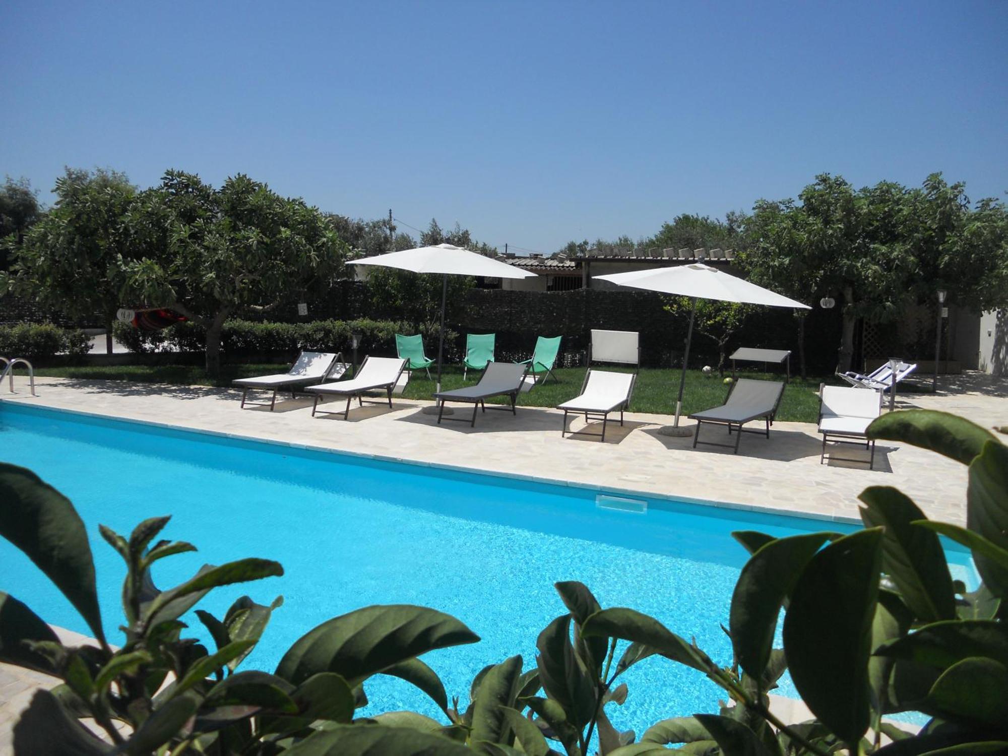 Casa Vacanza Augusto อุจจาโน ลาเคียซา ภายนอก รูปภาพ