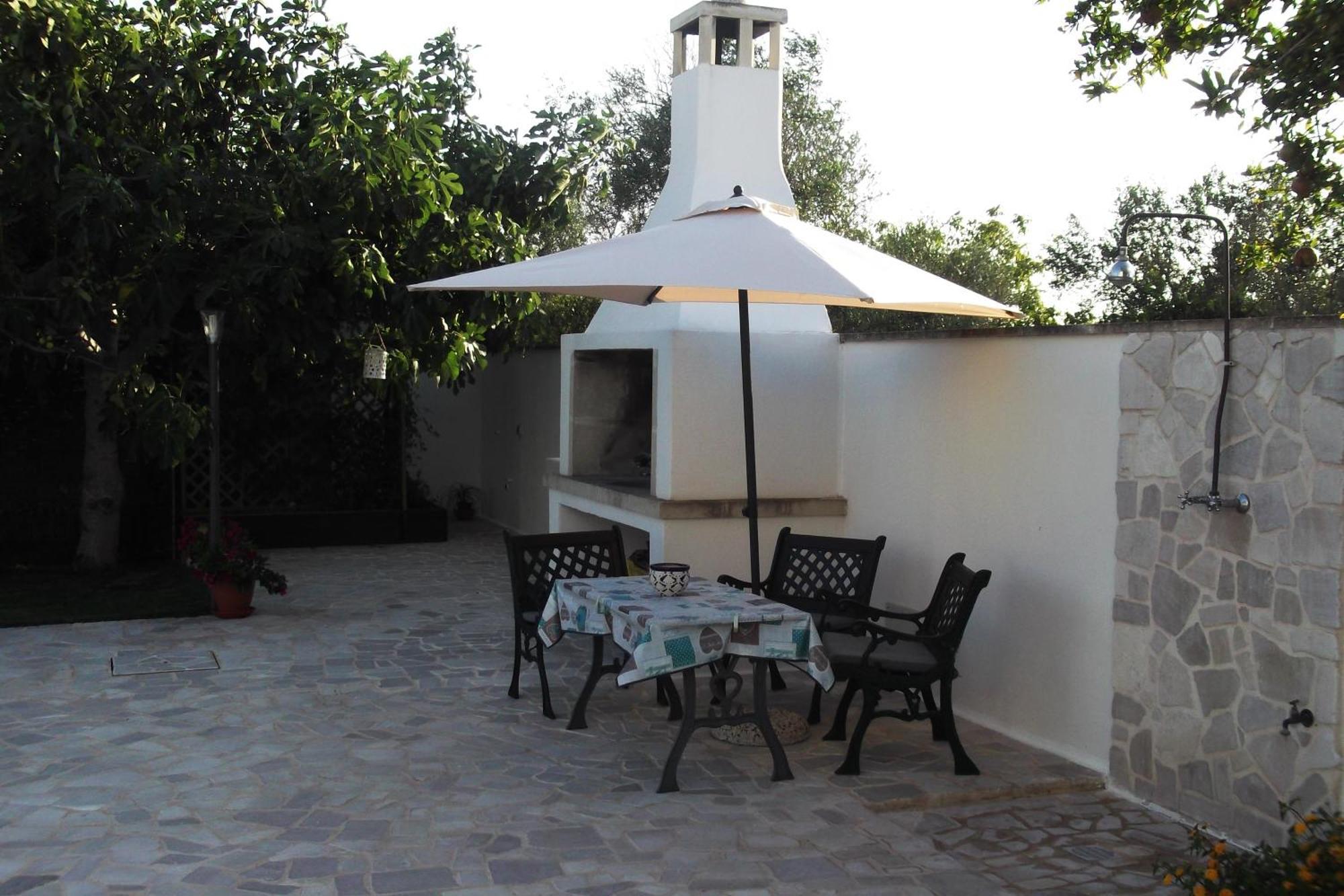 Casa Vacanza Augusto อุจจาโน ลาเคียซา ภายนอก รูปภาพ