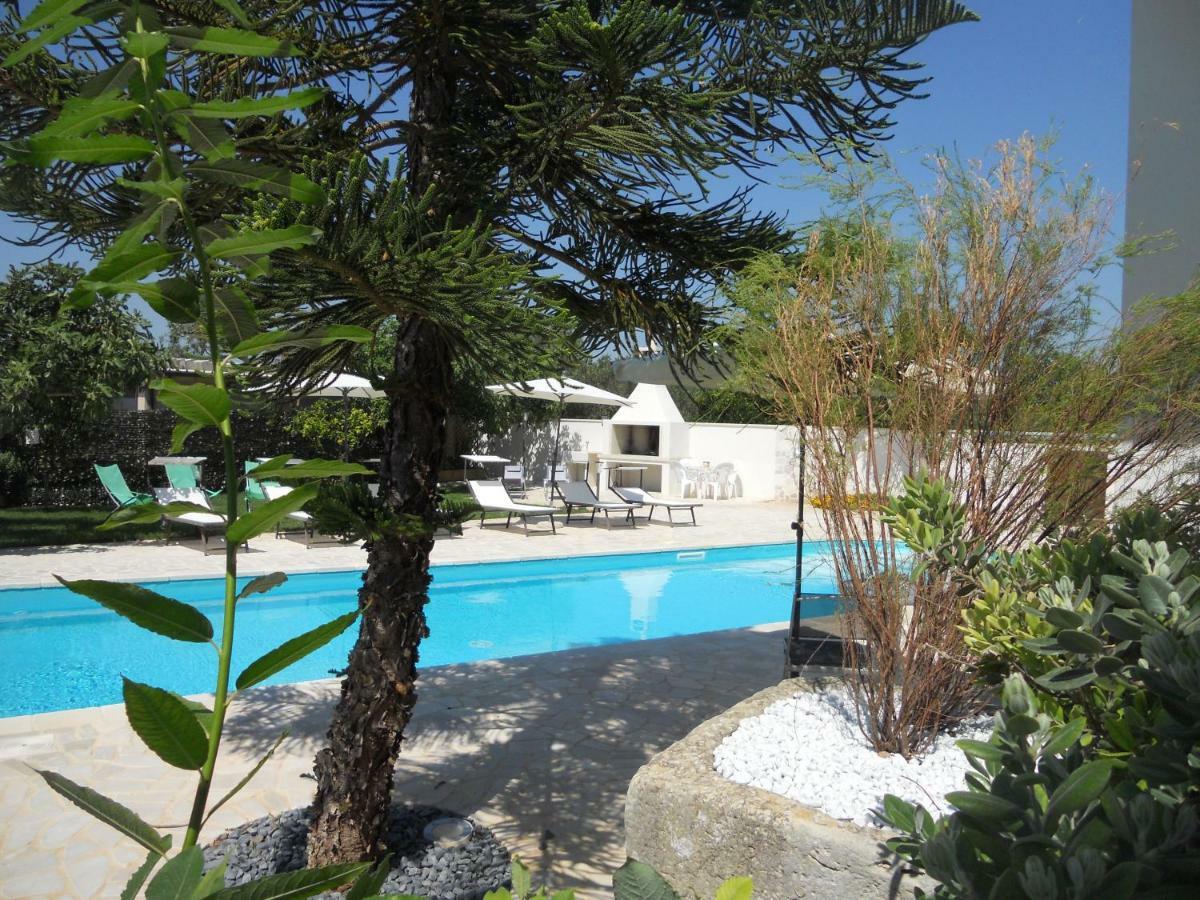Casa Vacanza Augusto อุจจาโน ลาเคียซา ภายนอก รูปภาพ